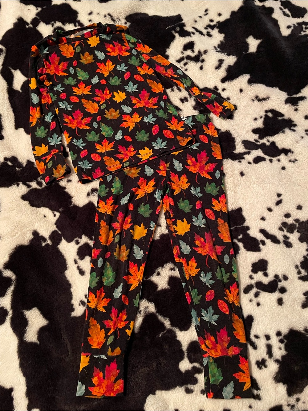 Bums and Roses Fallow the Leader Limited Edition Size 5/6 LS/P Bamboo Pajamas